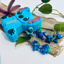 Load image into Gallery viewer, Hawaiian Alien Bath Bomb with Hidden Toy