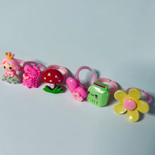 Load image into Gallery viewer, Hidden Toy Ring Bath Bomb