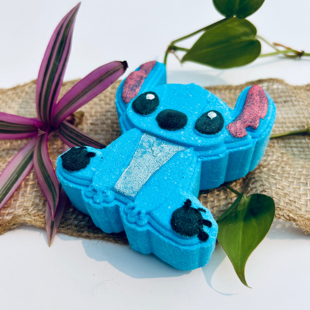 Hawaiian Alien Bath Bomb with Hidden Toy