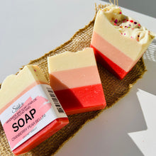 Load image into Gallery viewer, Cranberry Pear Bellini Handmade Soap
