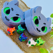 Load image into Gallery viewer, Hidden Toy Dragon Bath Bomb
