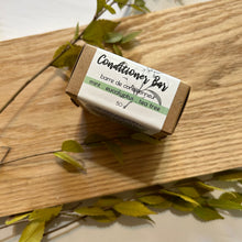 Load image into Gallery viewer, Mint, Eucalyptus &amp; Tea Tree Conditioner Bar
